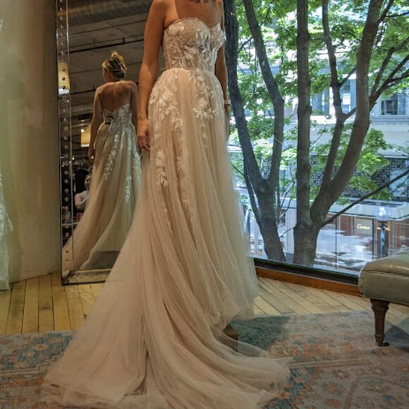 Austin Strapless Corset Tulle Wedding Gown Wtoo By Watters - Picture 1 of 7